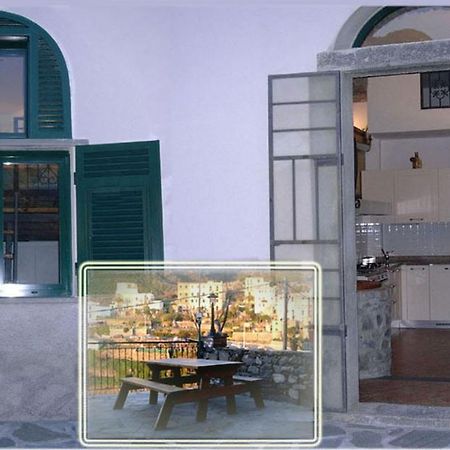 Sandra Villa Rooms Corniglia Exterior photo