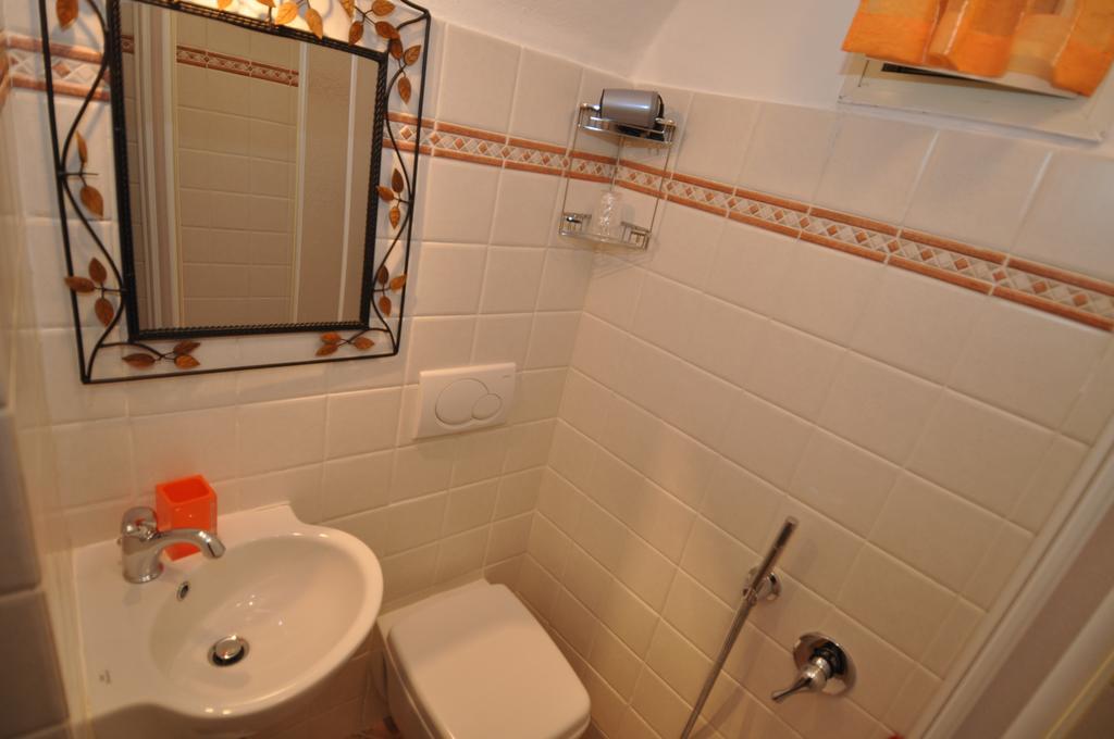 Sandra Villa Rooms Corniglia Exterior photo