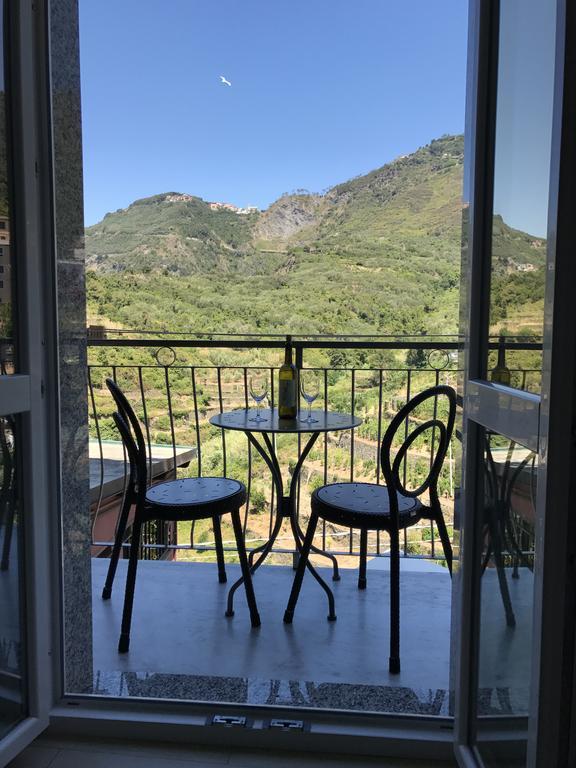 Sandra Villa Rooms Corniglia Exterior photo